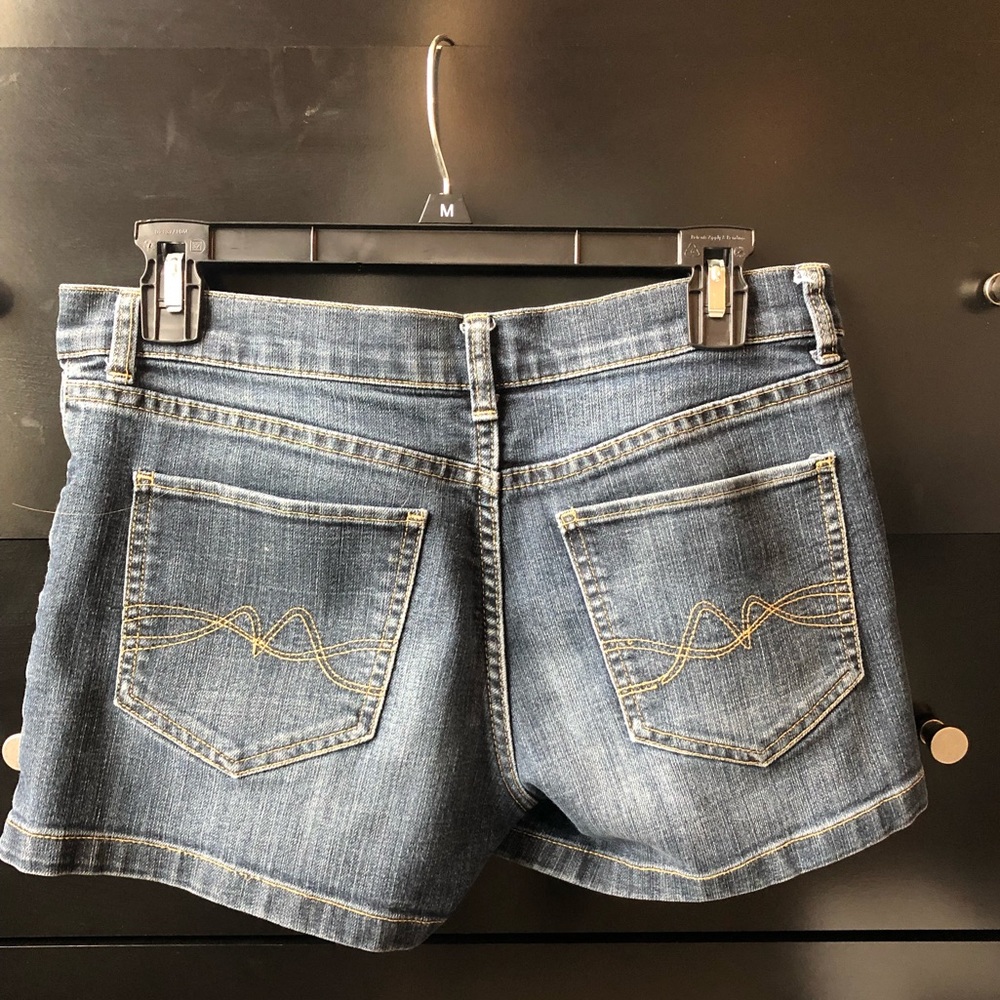 Medium Wash Denim Shorts Size 4
